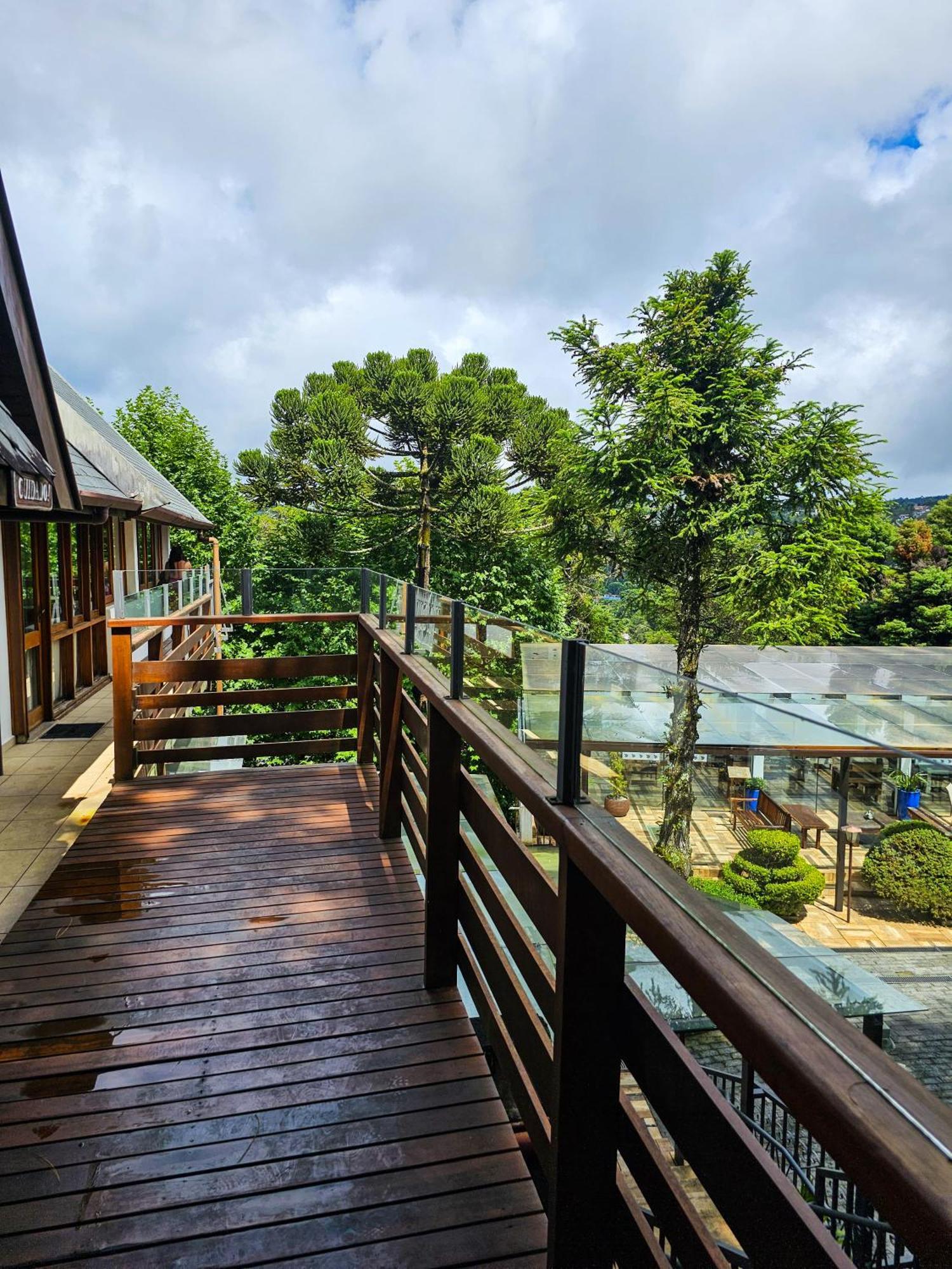 Griffin Phillips Boutique * Campos do Jordao